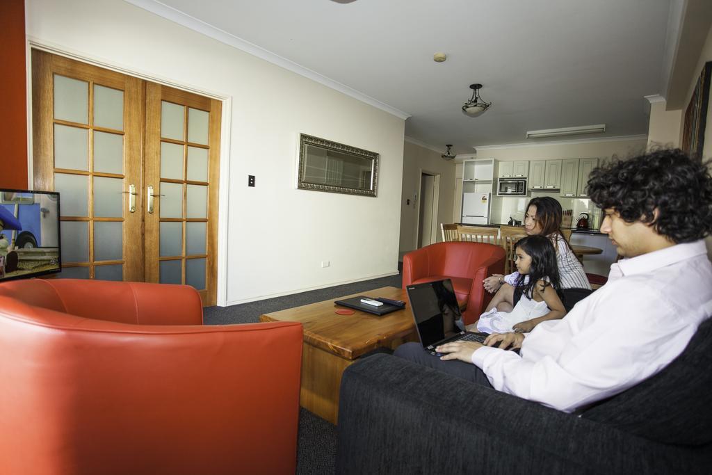 Alderney On Hay - Managed By Starwest Hotel & Apartments East Perth Экстерьер фото